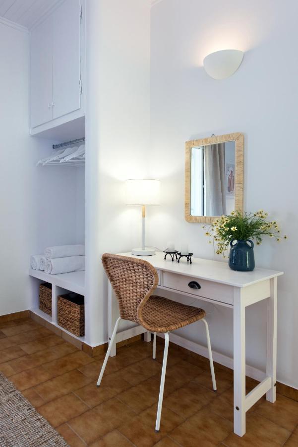 Reana Elegant By Konnect, *