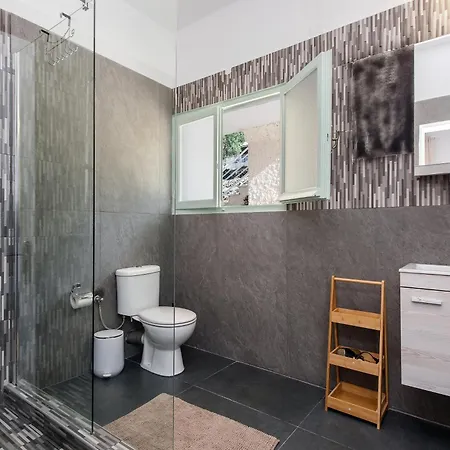 Reana Elegant Apartments By Konnect, Barbati Room photo